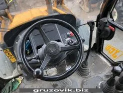 Экскаватор-погрузчик JCB 3CX 2012 года б/у