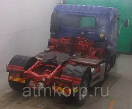 Тягач Седельный тягач Nissan UD  б/у фото 2