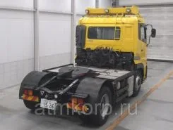 Тягач Седельный тягач Nissan UD  б/у