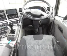 Тягач Седельный тягач Nissan Quon  б/у фото 5