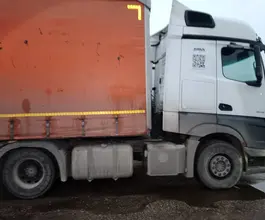 Седельный тягач Седельный тягач Mercedes-Benz Actros 2022 года б/у фото 4