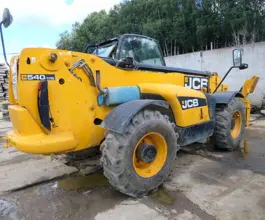 Телескопический погрузчик JCB Loadall 540-170 2011 года б/у фото 4