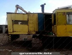 Автокран     1990 года б/у