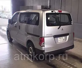 Микроавтобус Mitsubishi DELICA  б/у фото 2
