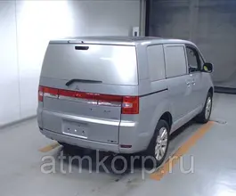 Микроавтобус Mitsubishi DELICA  б/у фото 4