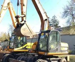 Экскаватор JCB JS 160W 2010 года б/у