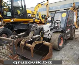 Телескопический погрузчик Bobcat T2250 2013 года б/у
