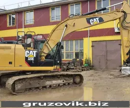 Экскаватор Caterpillar 320 2015 года б/у
