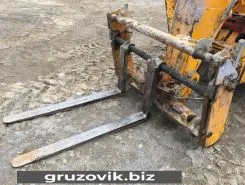 Телескопический погрузчик JCB 540-140 2013 года б/у