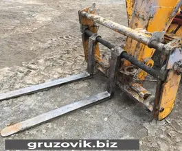 Телескопический погрузчик JCB 540-140 2013 года б/у
