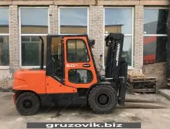 Вилочный погрузчик Doosan D50 2011 года б/у