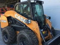 Фронтальный погрузчик Case SV300 2019 года б/у
