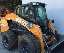 Фронтальный погрузчик Case SV300 2019 года б/у