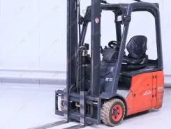 Вилочный погрузчик Linde E 15 2008 года б/у