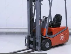 Вилочный погрузчик BT C3E150 2007 года б/у