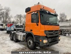 Тягач Седельный тягач Mercedes-Benz Actros 2015 года б/у