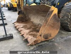 Фронтальный погрузчик John Deere WL 2017 года б/у