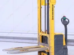 Штабелер Jungheinrich EJC 112 2010 года б/у
