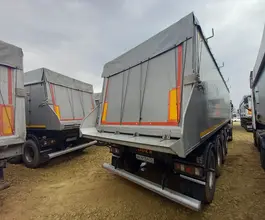 Самосвальный полуприцеп Bodex KIS 4WA1 2023 года б/у фото 3