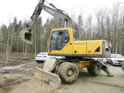 Экскаватор Volvo EW 180 B 2007 года б/у фото 5