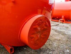 Навесное оборудование Цистерна с надрамником SEVEREST (УралСпецТранс) АКН (МВ) 10Т 2025 года новый фото 7