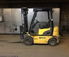 Вилочный погрузчик Hyundai 15D-7Е  б/у