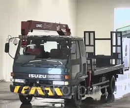 Самопогрузчик ISUZU Forward с КМУ Unic 303  б/у