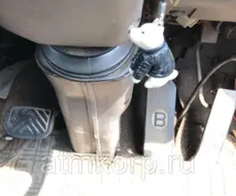 Бортовой Бортовой Nissan Truck,   б/у фото 3
