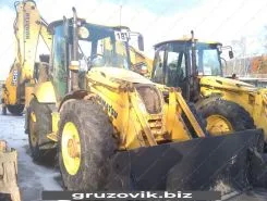 Экскаватор-погрузчик Komatsu WB93 2011 года б/у