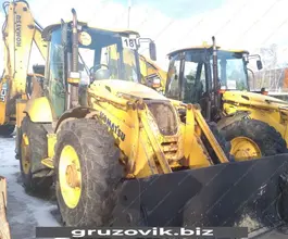 Экскаватор-погрузчик Komatsu WB93 2011 года б/у