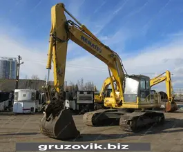 Экскаватор Komatsu PC 2015 года б/у