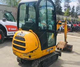 Экскаватор JCB 8014 CTS 2010 года б/у