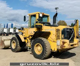 Фронтальный погрузчик Volvo L90E 2004 года б/у