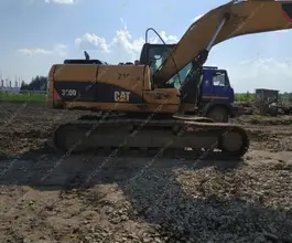 Экскаватор Caterpillar 320 2011 года б/у