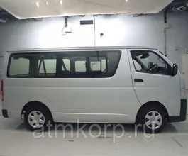 Микроавтобус Toyota HIACE VAN  б/у