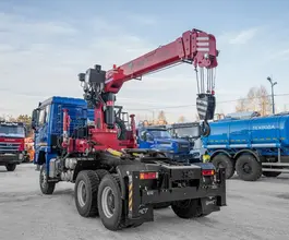 Тягач с КМУ Shacman SX32586V385 2025 года новый фото 4