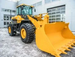 Фронтальный погрузчик SDLG LG968F 2020 года новый