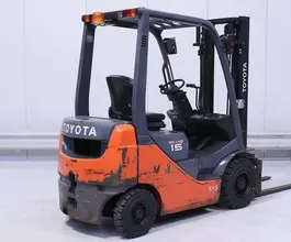 Вилочный погрузчик Toyota 62-8FDF15  б/у