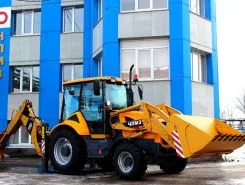 Экскаватор-погрузчик ЧЛМЗ 310 2020 года новый