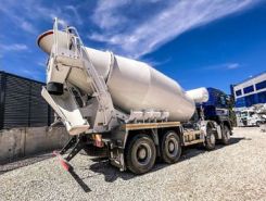 Бетоносмеситель Бетоносмеситель  SITRAK C7H 2026 года новый фото 4