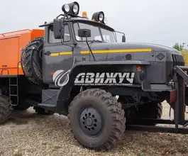 Дорожно-уборочный автомобиль Дорожно-уборочный автомобиль     б/у фото 5