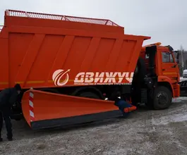 Дорожно-уборочный автомобиль Дорожно-уборочный автомобиль  Камаз 65207  б/у фото 3