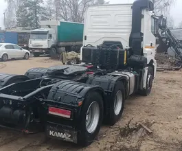 Седельный тягач Седельный тягач Камаз 6560 2020 года б/у фото 3