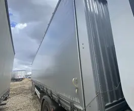 Тентованный полуприцеп Kassbohrer XS 2023 года б/у