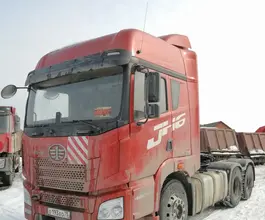 Седельный тягач Седельный тягач FAW JH6 2022 года б/у фото 4