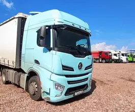 Седельный тягач Седельный тягач Shacman SX4188YY381 2023 года б/у