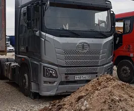Седельный тягач Седельный тягач FAW JH6 2023 года б/у фото 2
