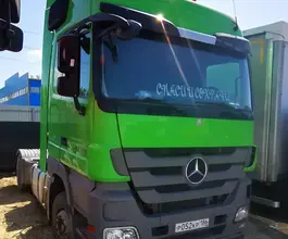 Седельный тягач Седельный тягач Mercedes-Benz Actros 2017 года б/у
