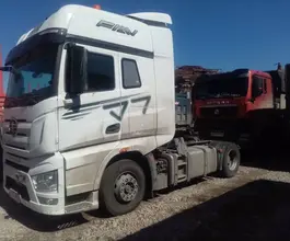 Седельный тягач Седельный тягач FAW J7 2023 года б/у фото 2