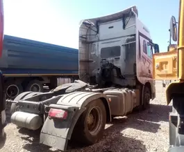 Седельный тягач Седельный тягач FAW J7 2023 года б/у фото 4
